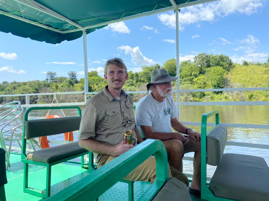 Boat-cruise